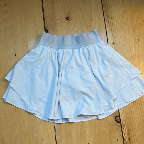 lululemon athletica Dresses & Skirts - Lululemon court rival high-rise skirt